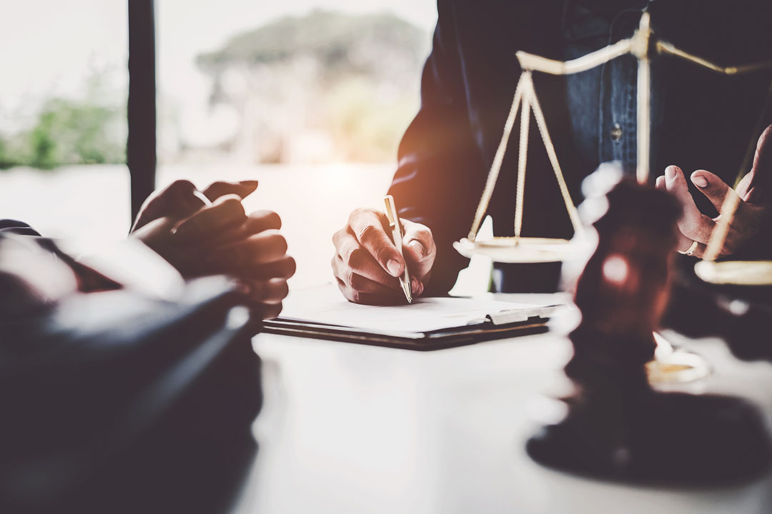 Droit des contrats Bayonne